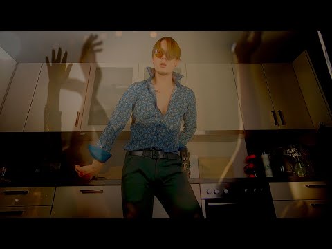 Schmeckt 2 [official Music Video]