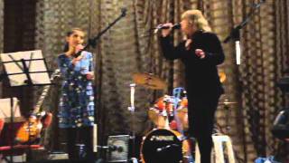 Double track - To know him is to love him (репа в МГГУ).wmv