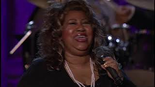 Aretha Franklin performs “Don&#39;t Play That Song” in tribute to Ahmet Ertegun