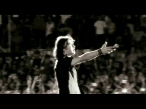 Sono qui per l'amore (tratto dal DVD n°5 "Nome & Cognome" Tour - EXTRA)