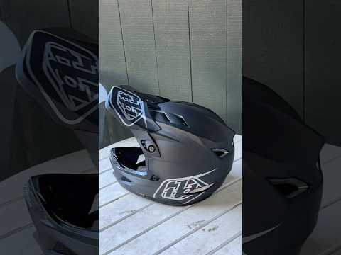 DO NOT CHECK THE SOUND!!! TLD D4 carbon #mtb #viralshort #bike #troyleedesigns #mountainbike