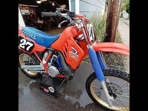 1986 Honda CR250 2 stroke smoker