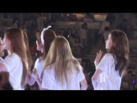 140815 Yuri Luhan SMTown Seoul Moments