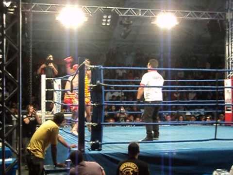Luta do Gaucho- Torneio Revelação de Muay Thai 2013