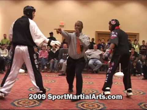Brandon Bertsch v Willie Hicks - World Team Challenge - 2009 NBL Supergrands
