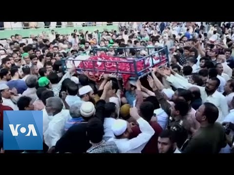 Thousands Attend Funeral of Pakistan Cricket Great Abdul Qadir