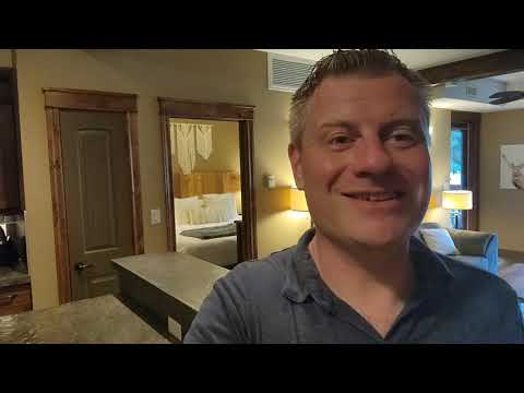 #1109 Sable Ridge, Radium Hot Springs, beautiful turn-key 2 bed/2 bath plus den condo!