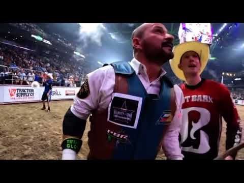 Ednei Caminhas faz 87.50 pontos no 2º round e se classifica pra final do mundial #pbr