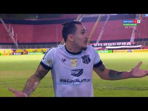 Presidente do Vitória invade entrevista ao vivo e ameaça jogador do Ceará: ‘Você é vagabundo’