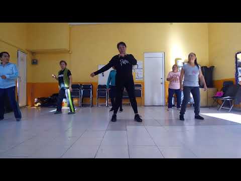 DANCING HAPPY LUNA AZUL VOLVÍ A NACER