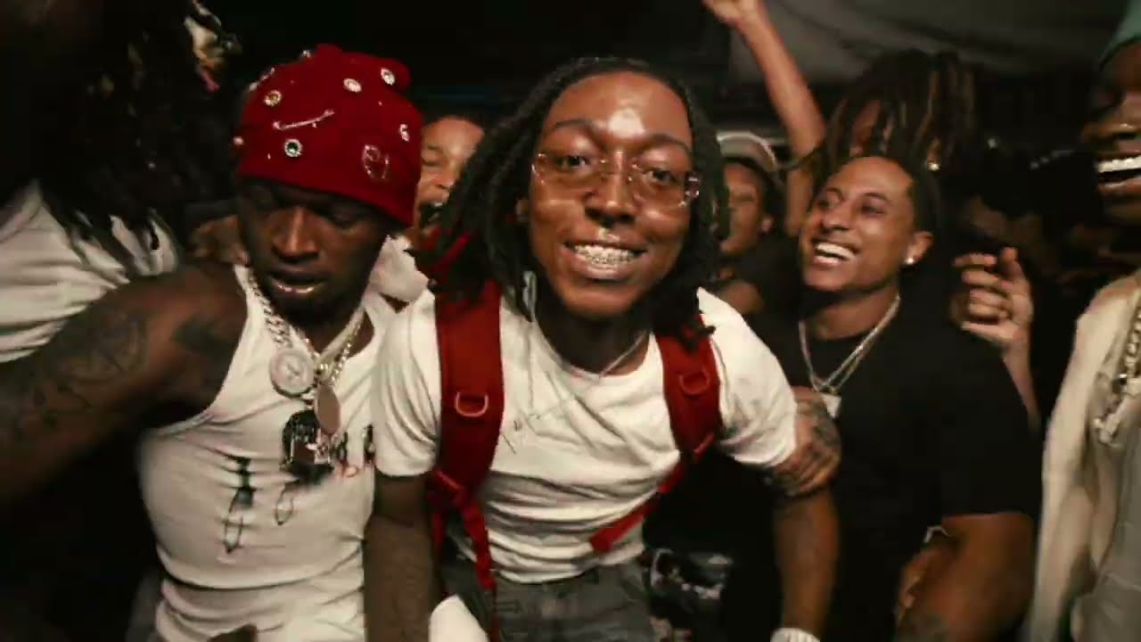 Dee Billz x Kyle Richh - Tap Tap (Official Music Video)