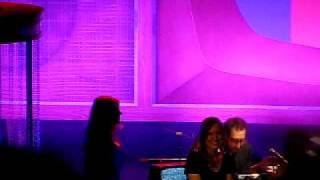 elvis costello - beacon theater - nyc - 5/24/11 - pills & soap