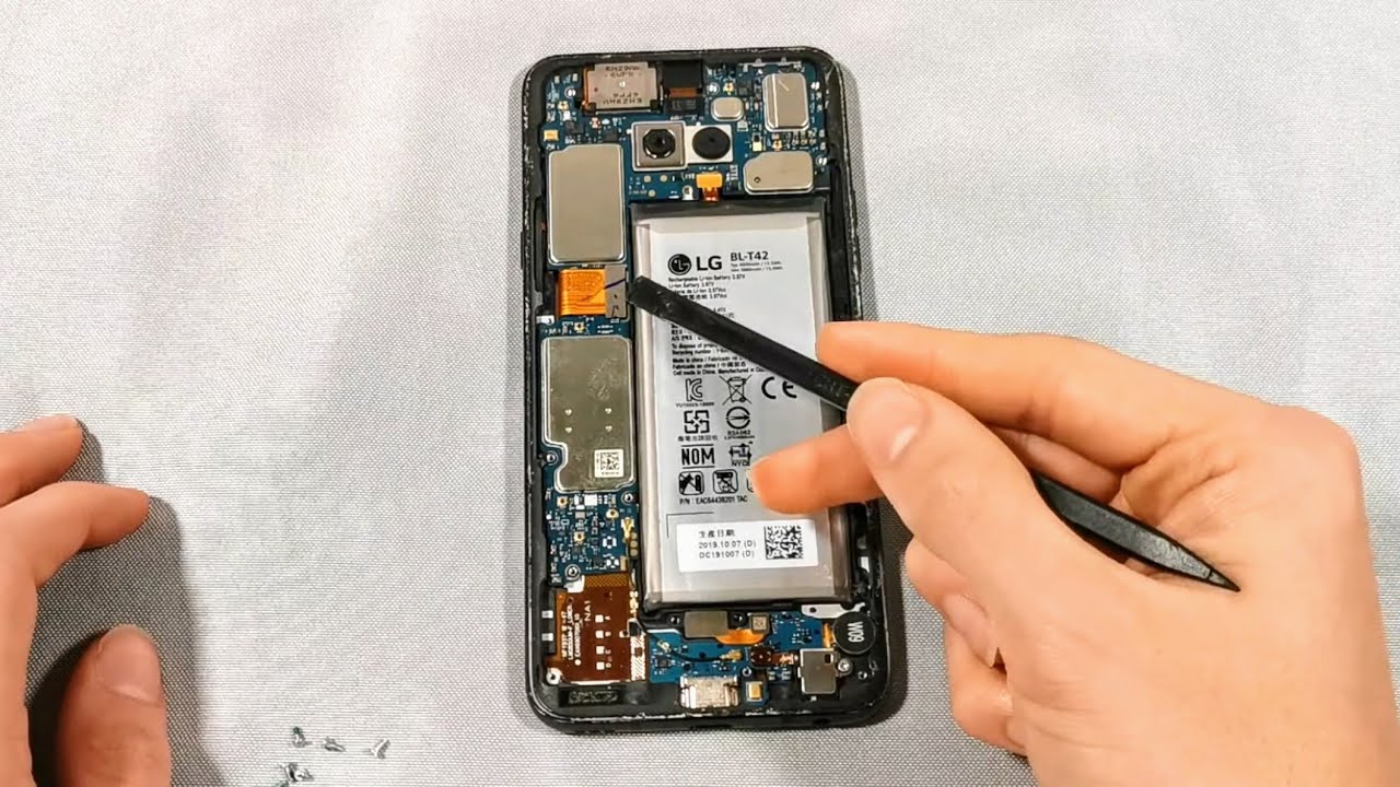Teardown of the LG G8X