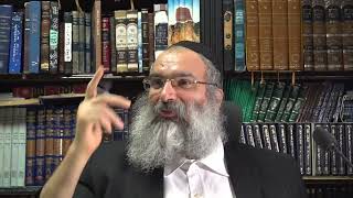 מצב נדיר בבית הכנסת: כל המניין אומר קדיש – אז מי עונה אמן?!▪️הרב נחמנסון▪️ (הרב יהודה לייב נחמנסון) - התמונה מוצגת ישירות מתוך אתר האינטרנט יוטיוב. זכויות היוצרים בתמונה שייכות ליוצרה. קישור קרדיט למקור התוכן נמצא בתוך דף הסרטון