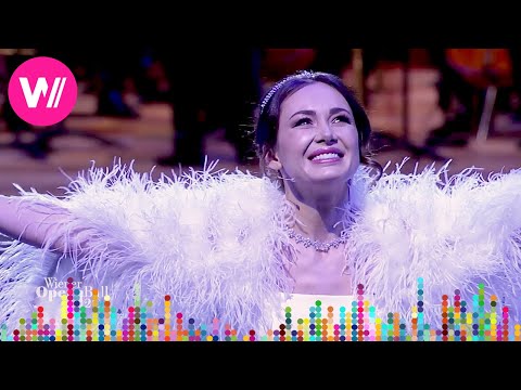 Verdi - La Traviata "Sempre Libera" (Piotr Beczala, Aida Garifullina) | Wiener Opernball 2020