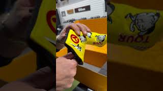 Just casually unboxing a Scotty Cameron Circle T like it’s no big deal