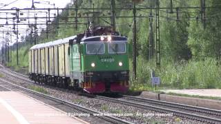 preview picture of video 'Green Cargo Rc4P 1298 with posttrain at Laxå, Sweden'