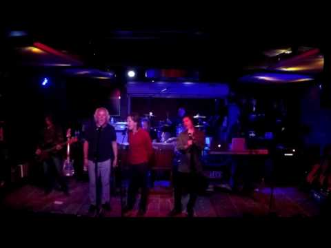 Pink Floyd - The Show Must Go On (Cover) at Soundcheck Live / Lucky Strike Live