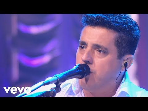 Bruno & Marrone - Entre Ela e Eu (Sou Eu) (Video ao vivo)