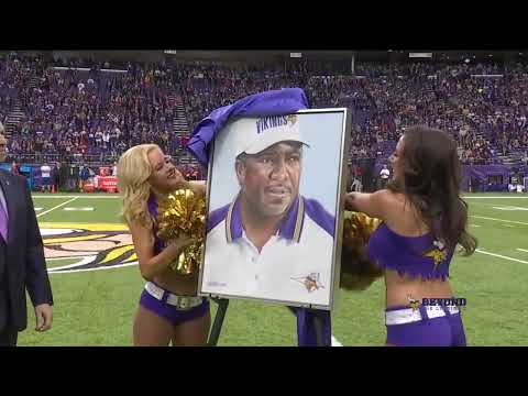 Vikings Pay Tribute To Dennis Green