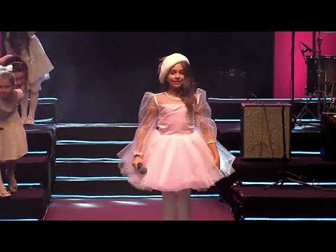 VESELO STURCE 2022 - Matea Sekerinova - Bel madam (Official Festival Video ©2022)