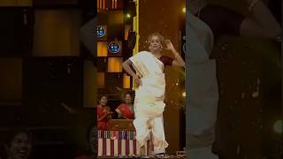 Download lagu avvai shanmugi Dance🕺🏻   #youtubeshorts #shorts #viral #trending #sreekjz mp3