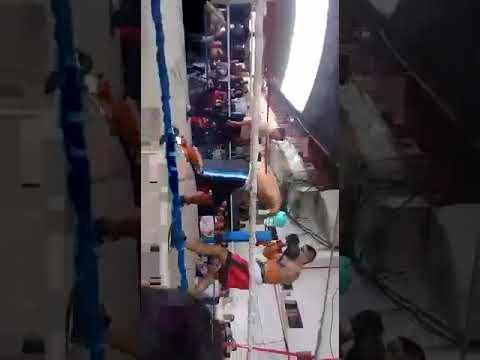 Richard Moray gana por k.O tecnico