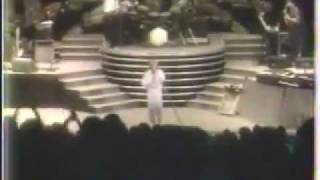 Anderson,Bruford,Wakeman,and Howe-Entire Concert 1.mp4