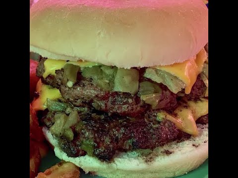 7 BEST: Green Chile Cheeseburgers