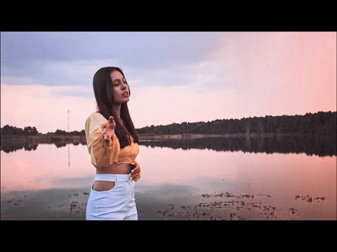 Karolina Żuk - "Iść Przed Siebie" (Official Video)