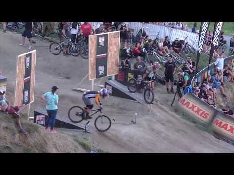Whip finish - Loron Vs Bensink 2019 RockShox Innsbruck Pump Track Challenge  Round of 16