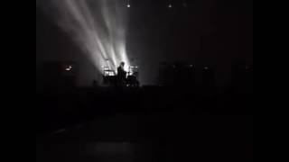 Intro Salomé.   Indochine - Sion sous les étoiles.    18/07/16