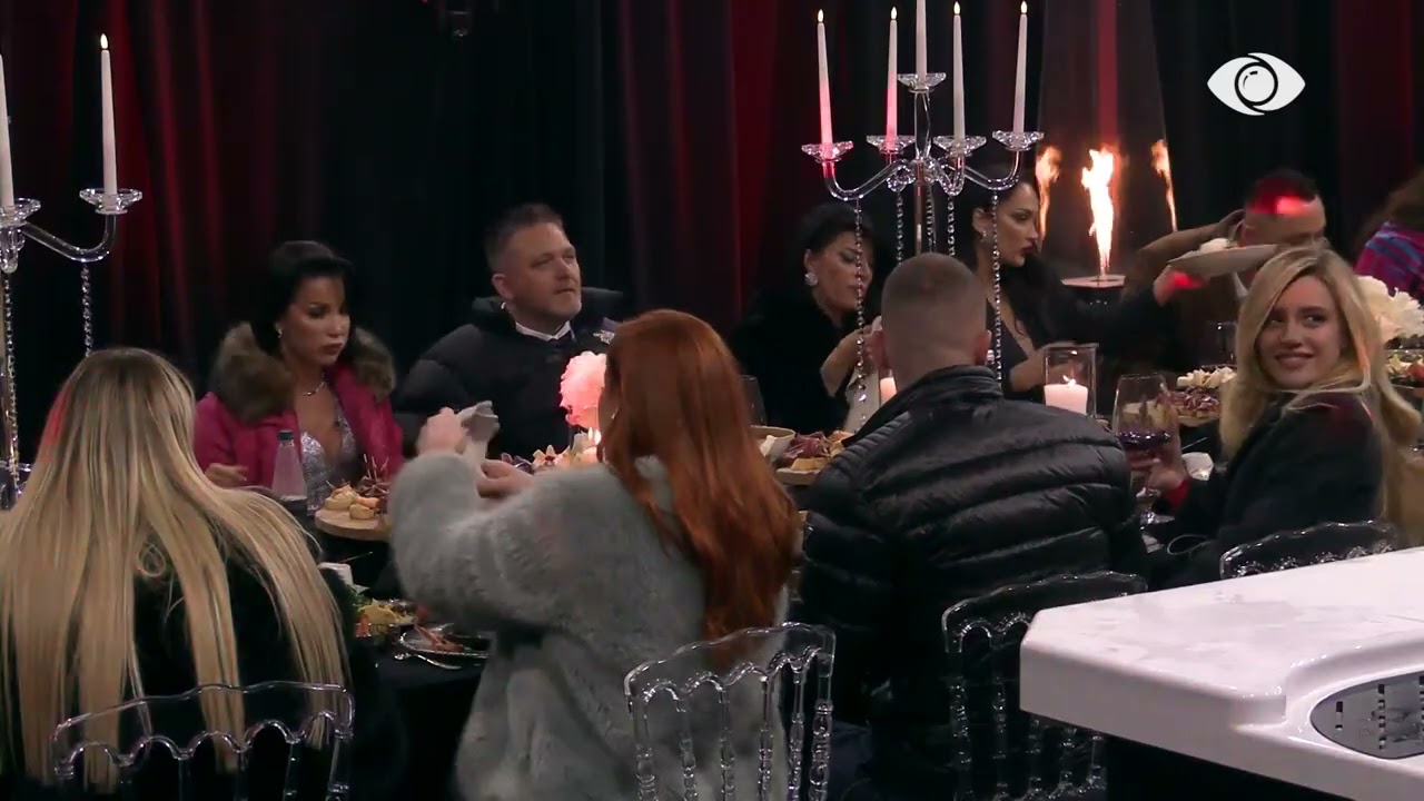 “Ti i shet njerëzit e tu këtu”/ Sara Karaj-Romeos: Je mësuar t’u u kap pas të brendshmeve të grave