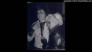 Germs - Lion&#39;s Share (live at The Masque)