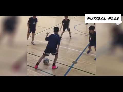 Dribles e gols humilhantes de futsal