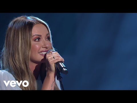 Carly Pearce - What He Didn't Do (Live at ACM Honors 2022)