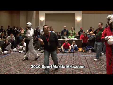 Jason Bourelly v Troy Binns - Men's team sparring - 2010 Amerikick Internationals
