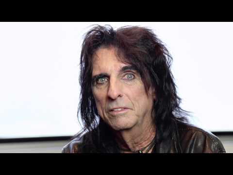 A message from Alice Cooper! Arthur Brown - Everything Is Now