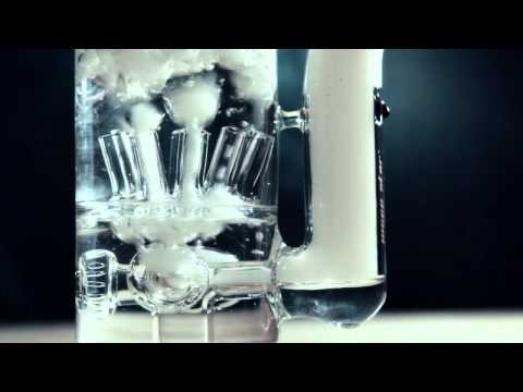 Headbutt Gold-Line Bong von Weed-Star