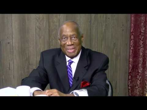 Musician and scholar Tru Born visits the Bernie Hayes Show #BH 622AnthonyMPetersondated1 22 20HD