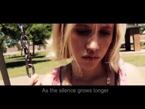 Trembling Blue Stars - Sometimes I Still Feel The Bruise