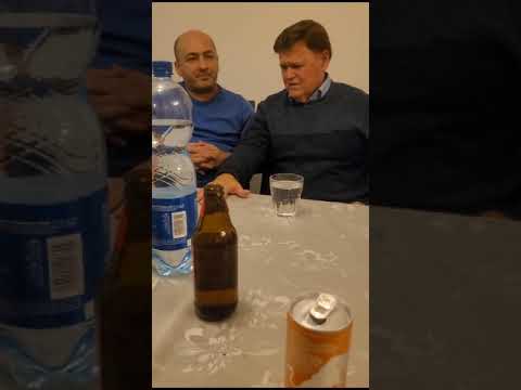 EVO MENE EVO KUMA MOGA, SVETO, MAČAK I MARKO.