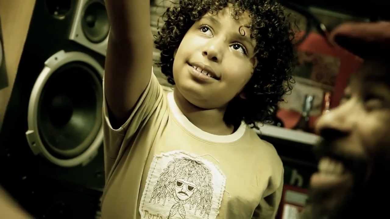 Alienação Afrofuturista -  CULTURA RAIZ, SEMENTE DIGITAL (Oficial Video) HD