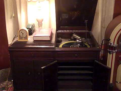 JEAN GOLDKETTE JOE VENUTI - I WANT TO SEE MY TENNESSEE - ROARING 20'S VICTROLA 215