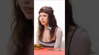 Download lagu Clairo reflects on the song she now finds cringey 👀 #clairo #laufey mp3