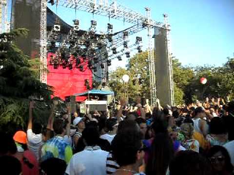 Cosmic Gate @ EDC 2009, Nic Chagall - This Moment (Prog Mix)