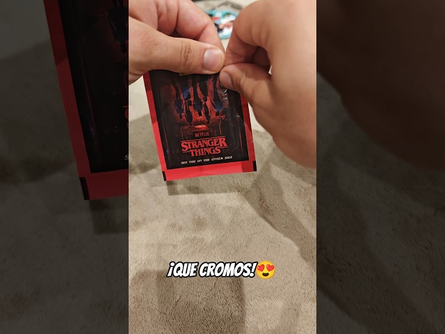 Vídeo relacionado con Gamegenic Stranger Things: Hellfire Club Art Sleeves Eddie Munson, 50 Fundas Mate, con Licencia Oficial, tamaño estándar para TCG y LCG, Gran sensación al barajar