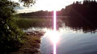 preview picture of video 'Валдай. Июль 2009. Протока около монастыря.'
