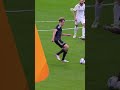 Zeg het maar: komt ?????????? hier goed weg met geel? ?️ #ZiggoSport #Tchouameni #RealMadrid #Shorts