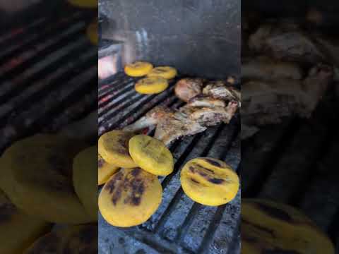 Las deliciosas arepas peladas del Municio Piar - Monagas, Venezuela  🇻🇪❤️ #venezuela #amor